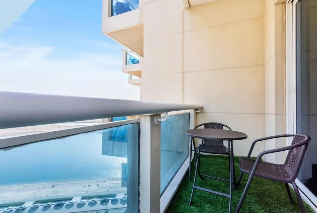 Apartment Studio With Private Jacuzzi - Damac Lagovista Dubai